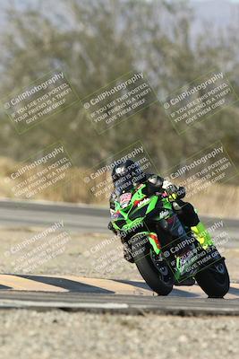 media/Dec-01-2025-Moto Forza (Mon) [[2daa91e15f]]/2-Intermediate Group/Session 3 (Turn 3)/